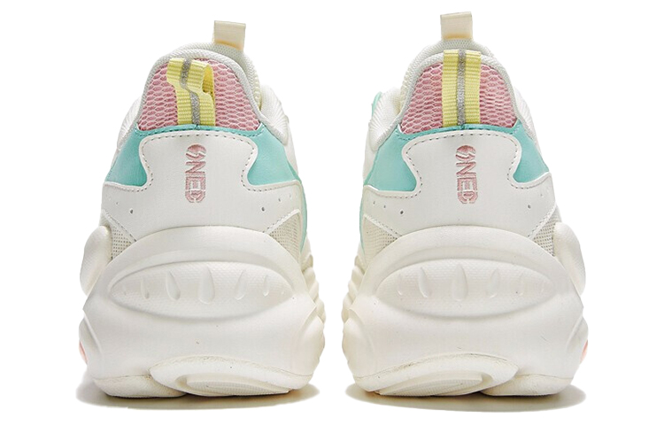 Lookbook (W) 361° Fashion Low-Top 'Blanco Rosa' 682016789-1