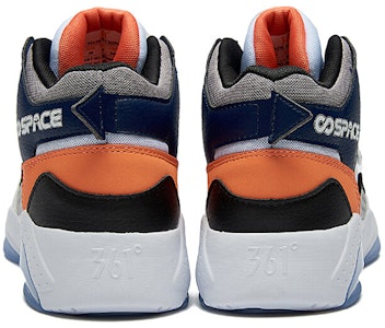 (W) 361° Sepatu Tinggi Pria 'Putih & Biru Sian' 582036633-3 Lookbook (W) 361° Sepatu Tinggi Pria 'Putih & Biru Sian' 582036633-3