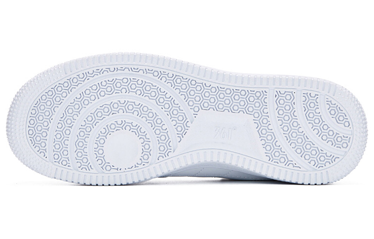 Shop (W) 361° Sepatu Skate Rendah 'Comfort Fleece Putih' 681946606A-1