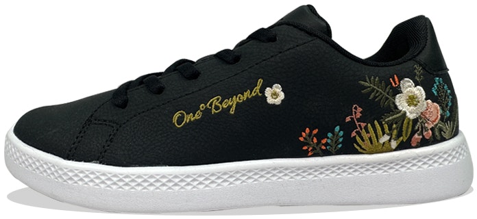women-361-low-top-skateboard-black-and-white-581916618-2