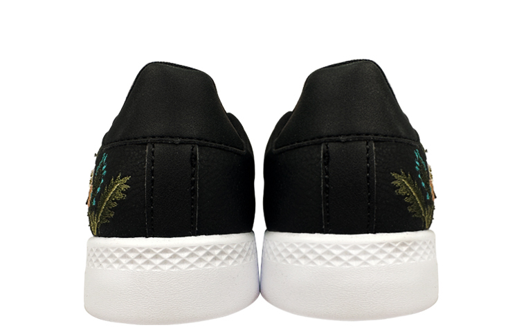 Lookbook (W) 361° 로우탑 스케이트화 '블랙 앤 화이트' 581916618-2