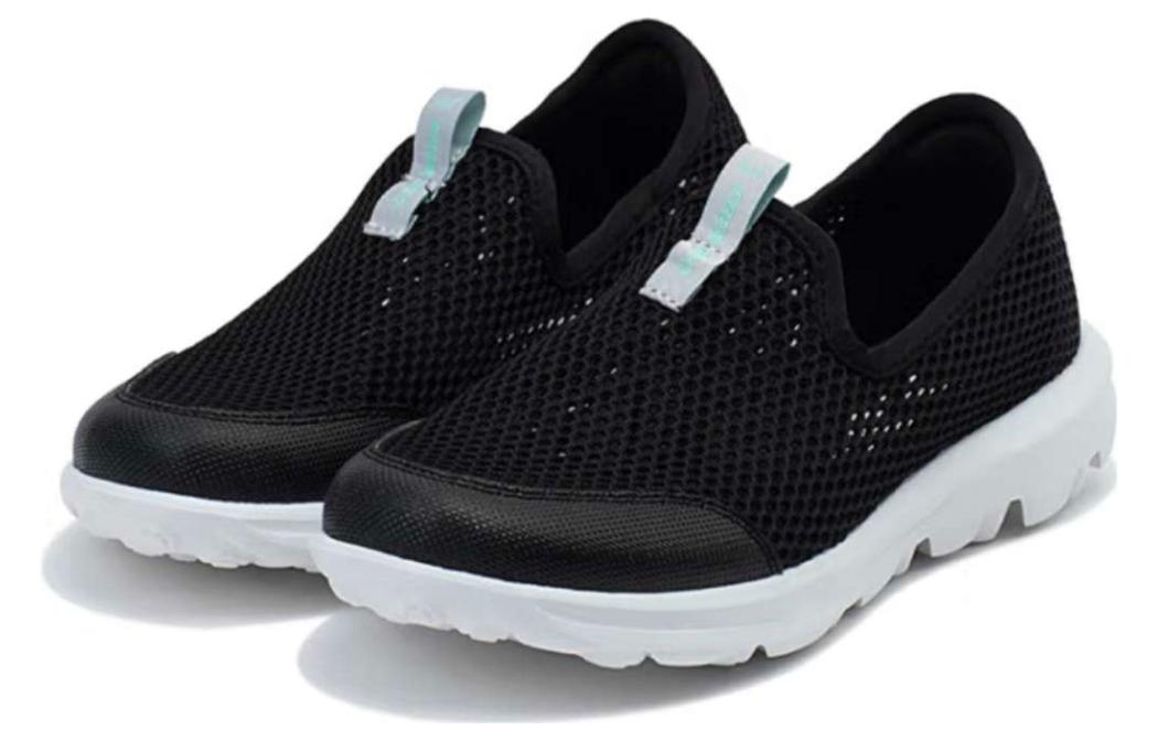 Lookbook (W) 361° Low 'Hitam' 682322239-4