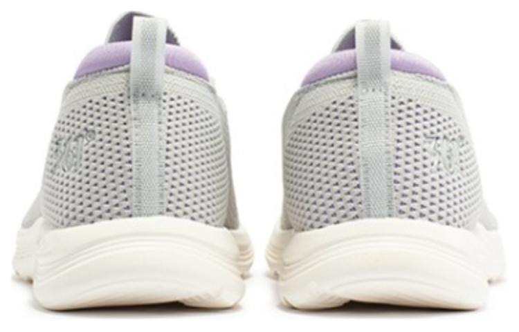 Lookbook (W) 361° Low 'Abu Kenyamanan Ringan & Bernapas untuk Berlari' 582322238-2