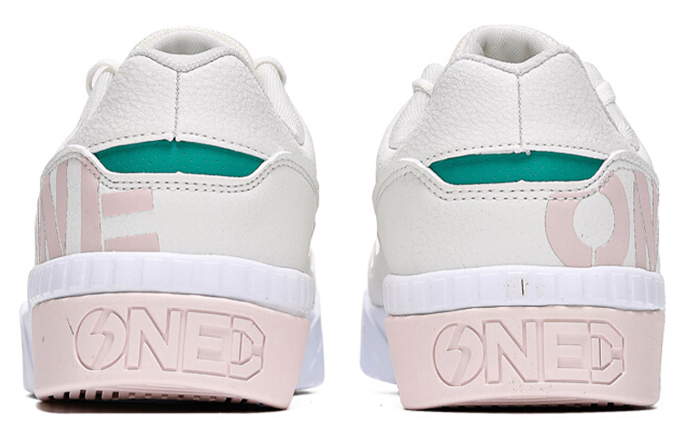 Lookbook (Women) 361° Low 'White Pink' 582016609-2