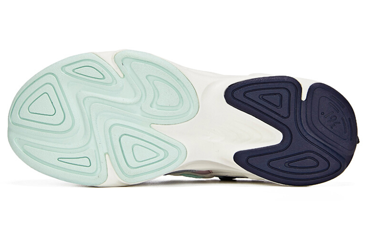 Shop (W) 361° Low Top 'Putih Biru Kenyamanan Fleece' 681946706B-2