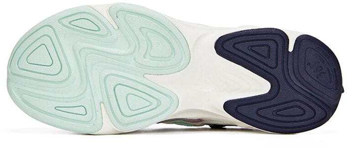 (W) 361° Low Top 'Putih Biru Kenyamanan Fleece' 681946706B-2 Shop (W) 361° Low Top 'Putih Biru Kenyamanan Fleece' 681946706B-2