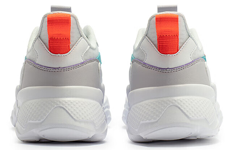 Lookbook (W) 361° 로우 탑 '화이트 그린' 682316773-2