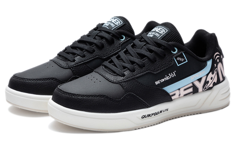 Lookbook (W) Zapatillas 361° Low Top 'Negro Obsidiana' 582036607-9