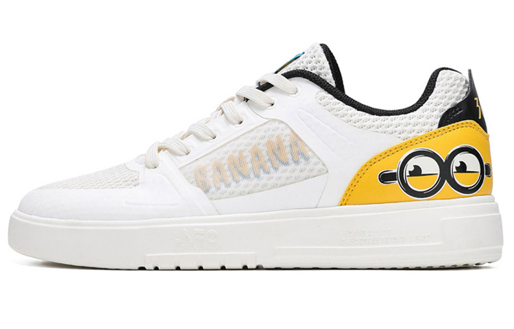 (Women) 361° Minions x Skateboard Sneakers 'White' 582026630-1