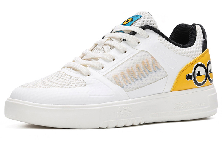 Lookbook (W) （女款）361° 小黃人聯名滑板運動鞋「白色」582026630-1 582026630-1