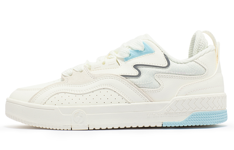 (Women) 361° Skate Up 'White Light Blue' 582336616-5