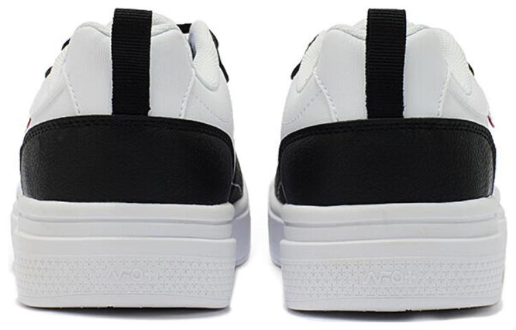 Lookbook (Women) 361° Soda Low 'White Black' 682316624-2