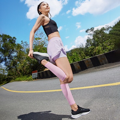 (W) 361° Speed Chaser CQT ''Hitam Biru'' 582412202-5 Details for (W) 361° Speed Chaser CQT ''Hitam Biru'' 582412202-5