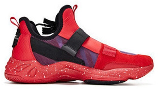 (W) 361° x Gundam Zaku II Kasut Kasual 'Merah Hitam' 681926720F-2 Order (W) 361° x Gundam Zaku II Kasut Kasual 'Merah Hitam' 681926720F-2