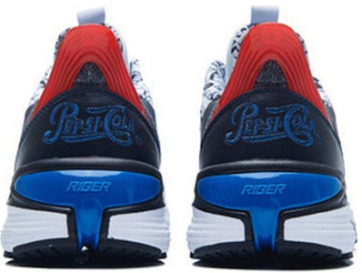 (W) 361° x 펩시 러닝 신발 '화이트 네이비' 582012254-1 Shop (W) 361° x 펩시 러닝 신발 '화이트 네이비' 582012254-1