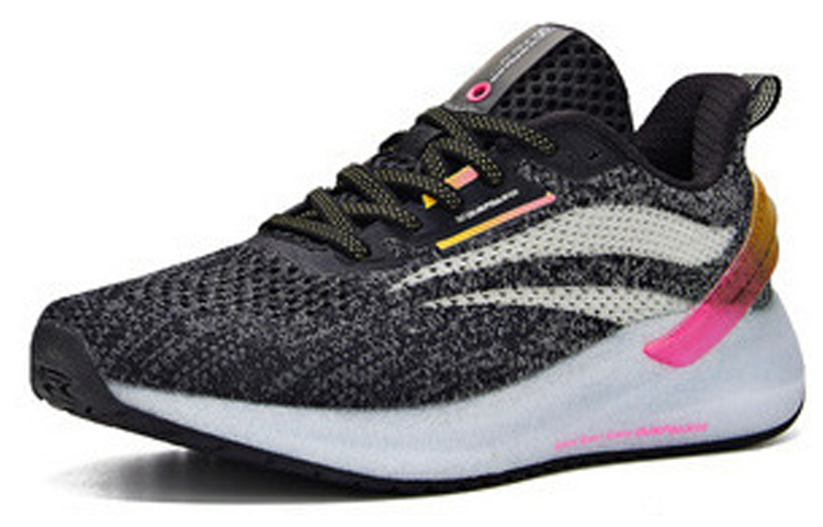 Lookbook (W) 361° Superfeiyi Lite 'Sepatu Lari Rendah Hitam Pria' 682012222F-4