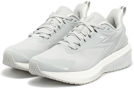 (W) 361° Yushan 7 'Abu Fotun/Putih Bulu' 582342228-9 Lookbook (W) 361° Yushan 7 'Abu Fotun/Putih Bulu' 582342228-9