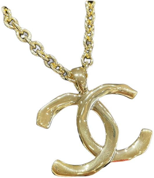 women-23-a-handmade-collection-chanel-stylish-avant-garde-metal-cc-necklace-gold-abb-423-b13498-nq-007