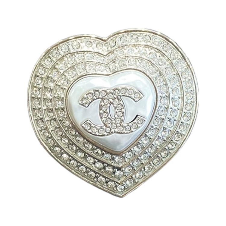(Women) [23B New] CHANEL Classic Double C Heart Shaped Rhinestone Brooch Silver for Women ABB623-B14143-NR575 圖 2