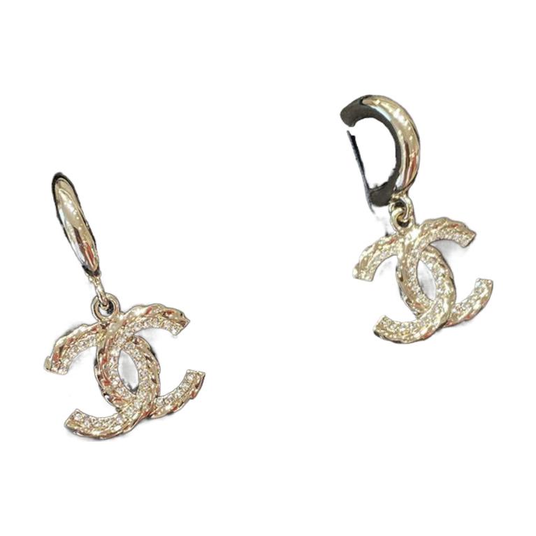 (Women) 【23B New】CHANEL CC Classic Double-C Logo Gold Metal Earrings for Women ABB750-B10484-NN009 圖 3