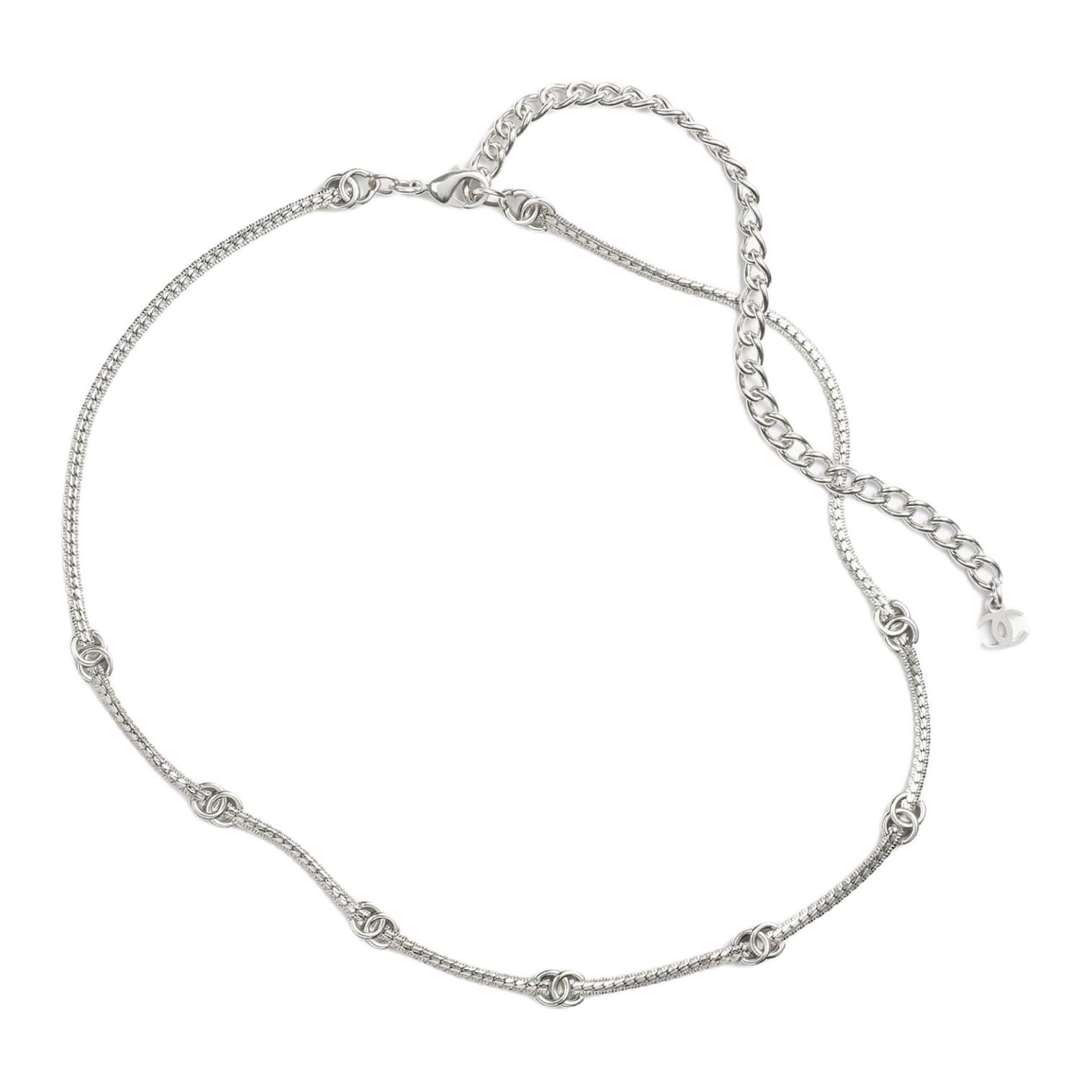 (Women) 【24B】 CHANEL Double C Logo Short Metal Necklace  Silver ABE254-B18058-NZS81