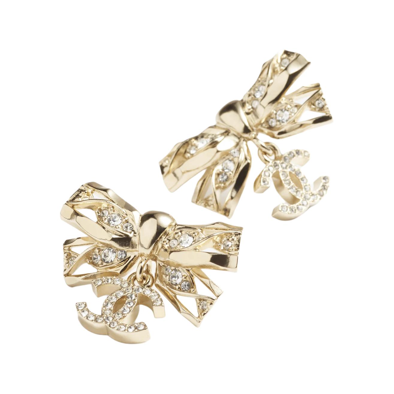 (Women) 【24B Style】CHANEL Bow Double C Pendant Metal Rhinestone Earrings Gold ABE201-B16786-NY394