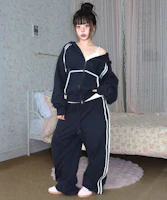Buy (W) Anedien x Yoohee Celana Training Detail Renda - Navy YHPTGC008NA