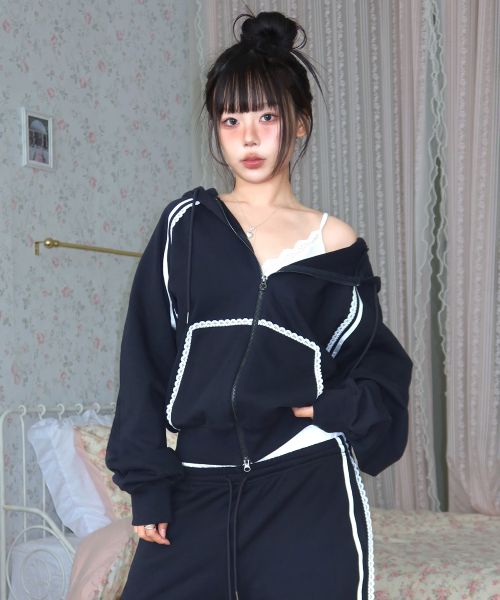 Shop (Women) [Anedien x Yoohee] Lace Trimmed Track Pants - Navy YHPTGC008NA