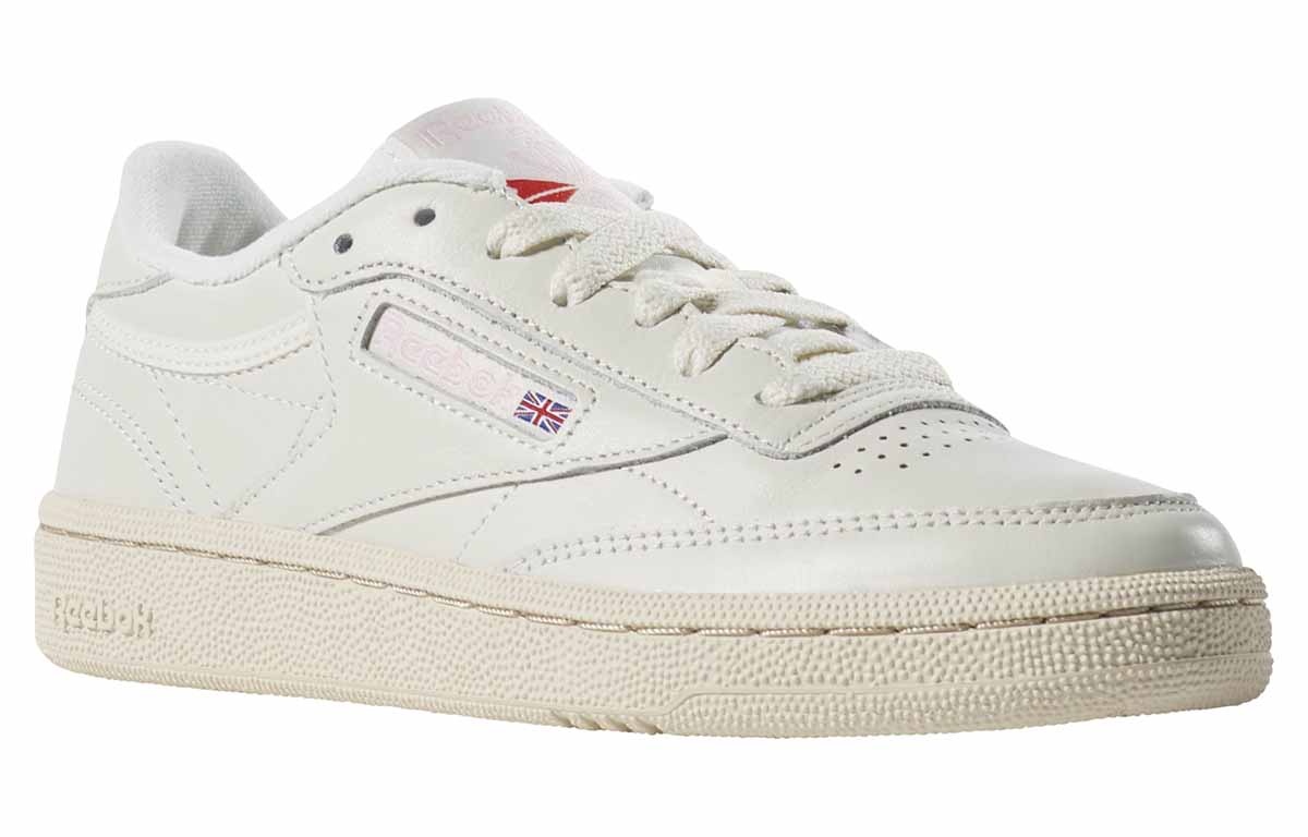 Lookbook (W) リーボック クラブC 85 チョーク DV8271