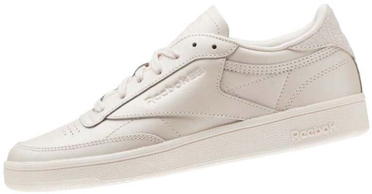 (W) Reebok Club C 85 'Merah Jambu Pudar' CN5657 Lookbook (W) Reebok Club C 85 'Merah Jambu Pudar' CN5657