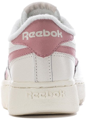 (W) Reebok Club C Double 'Chalk Smokey Rose' Wanita GY4802 Lookbook (W) Reebok Club C Double 'Chalk Smokey Rose' Wanita GY4802