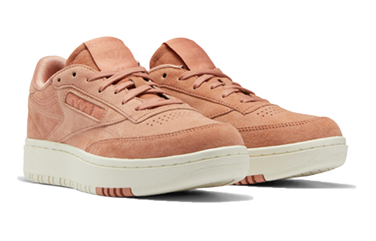 Lookbook (W) Reebok Club C Double ''Rustic Clay'' Damen/Herren Sneaker FV1093