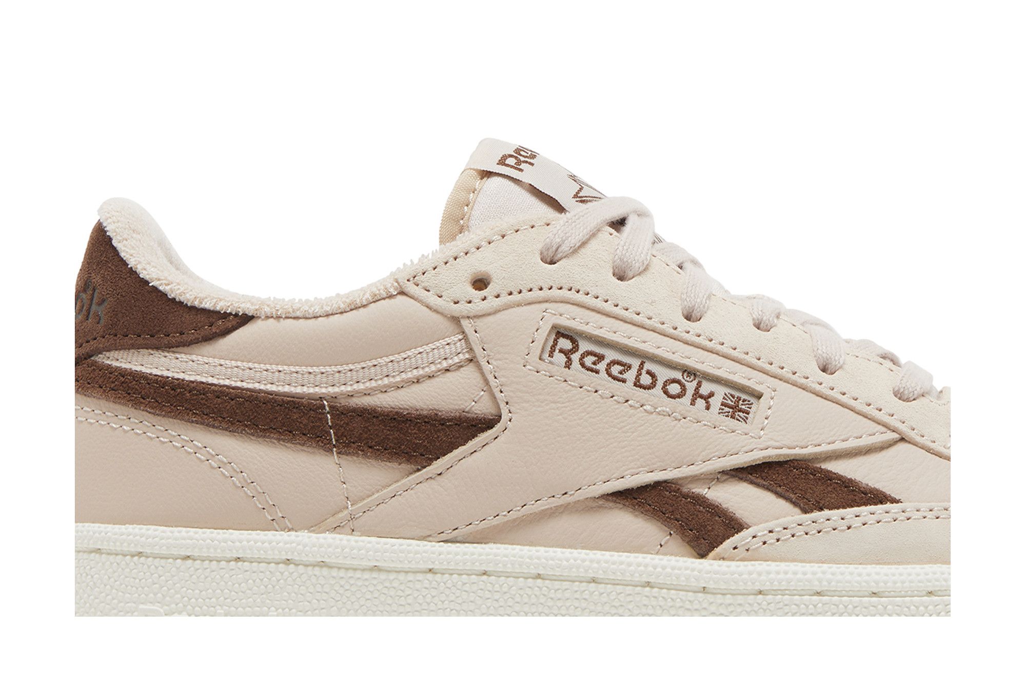 Order (W) Reebok Club C Revenge Vintage ''Soft Ecru Brush Brown'' Sneakers GW3759