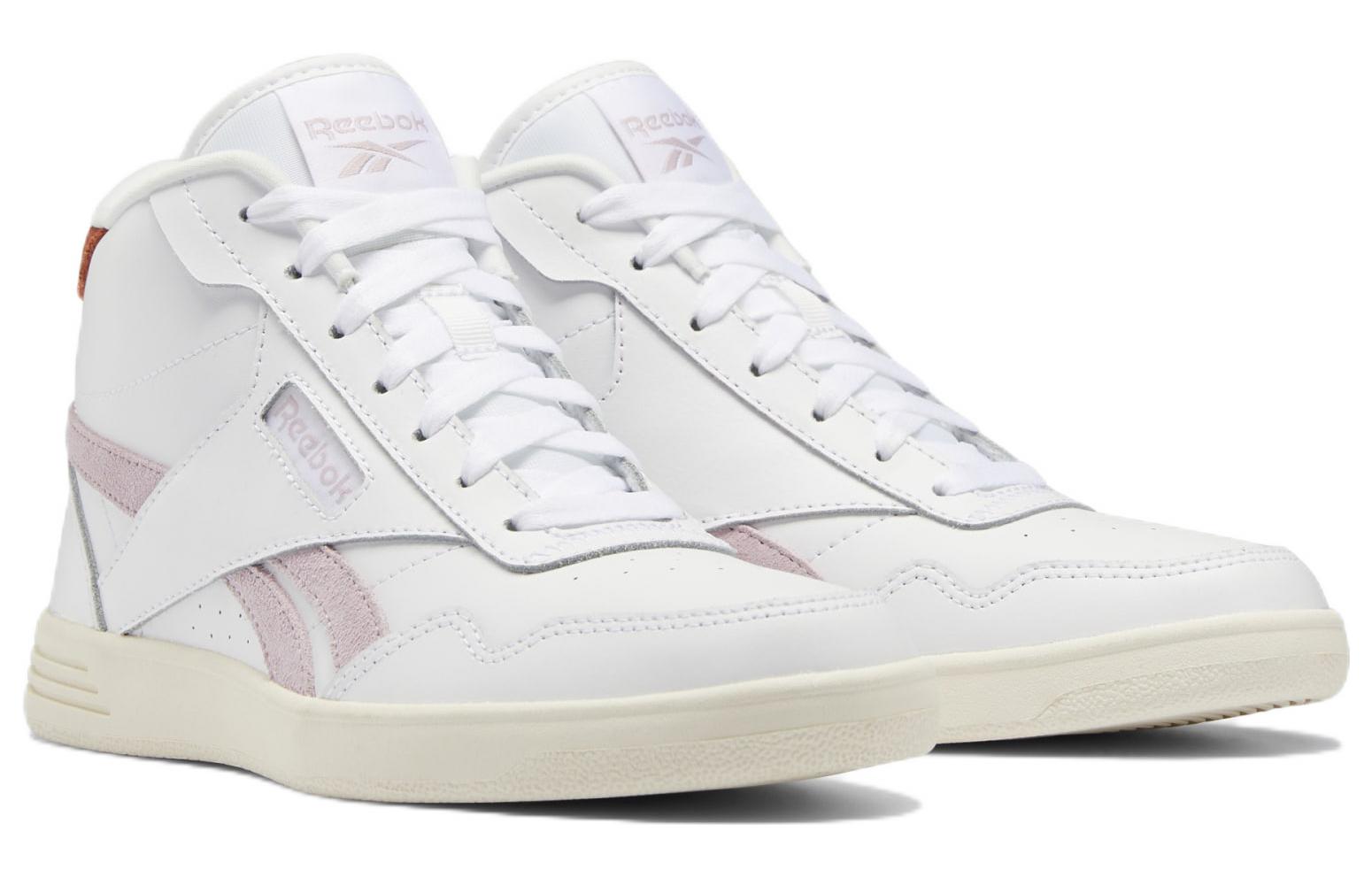 Lookbook (W) Reebok Club High ''Wit Frost Berry'' GX1990