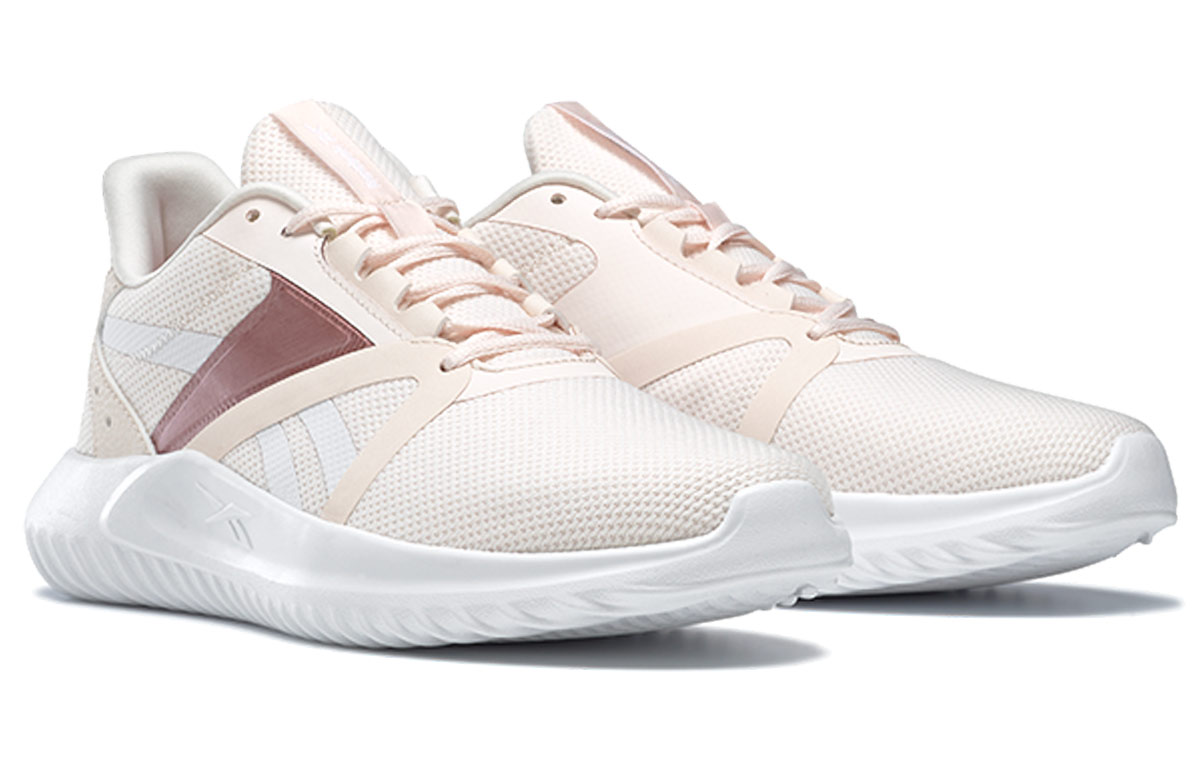 Lookbook (W) Reebok Energylux 3 ''Keramisch Roze Blush Metaal'' FX1707