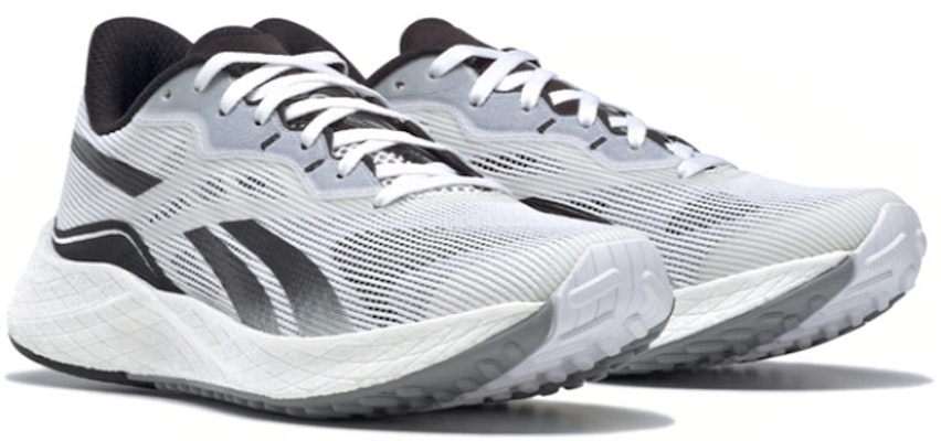 (W) Reebok Floatride Energy 3 'Putih Hitam' G55006 Lookbook (W) Reebok Floatride Energy 3 'Putih Hitam' G55006