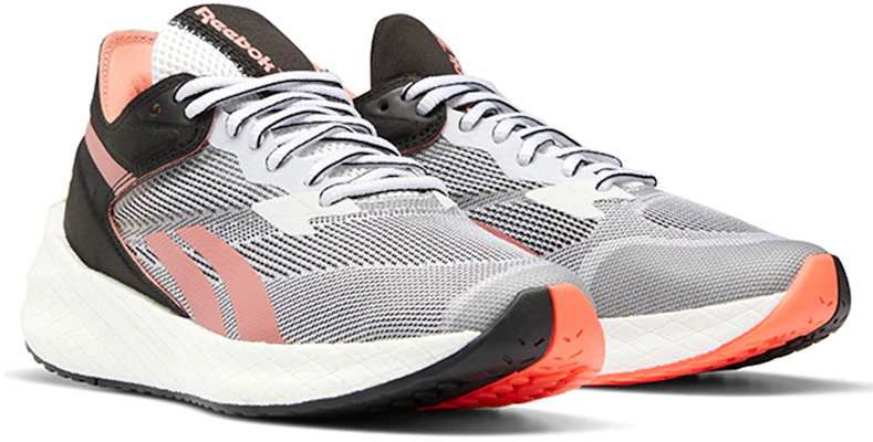 (W) Reebok Floatride Energy Symmetros ''Blanc Coral Twisté'' FW9392 Lookbook (W) Reebok Floatride Energy Symmetros ''Blanc Coral Twisté'' FW9392