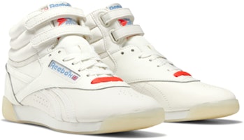 (W) 남성의 세계를 장악하는 리복 프리스타일 하이 (50 characters) DV7358 Lookbook (W) 남성의 세계를 장악하는 리복 프리스타일 하이 (50 characters) DV7358