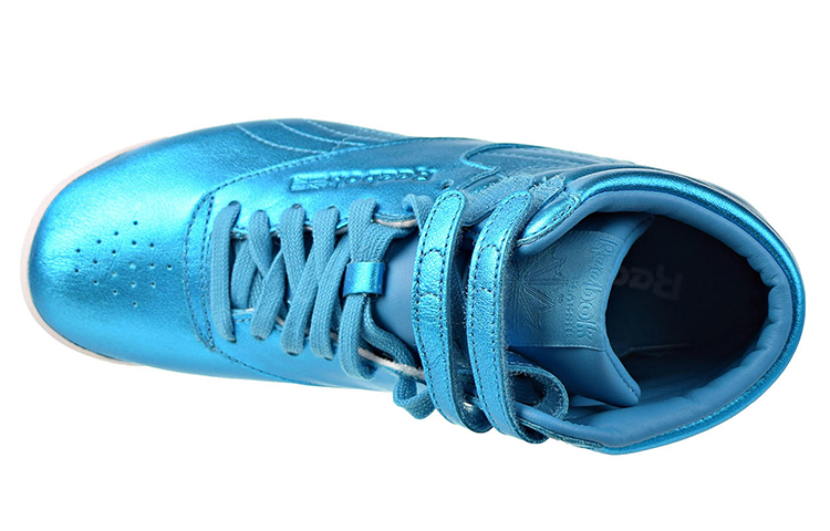 Shop (W) Reebok Freestyle Hi Metallic ''Feather Blue'' Blauw Metallic Sneakers CN0959