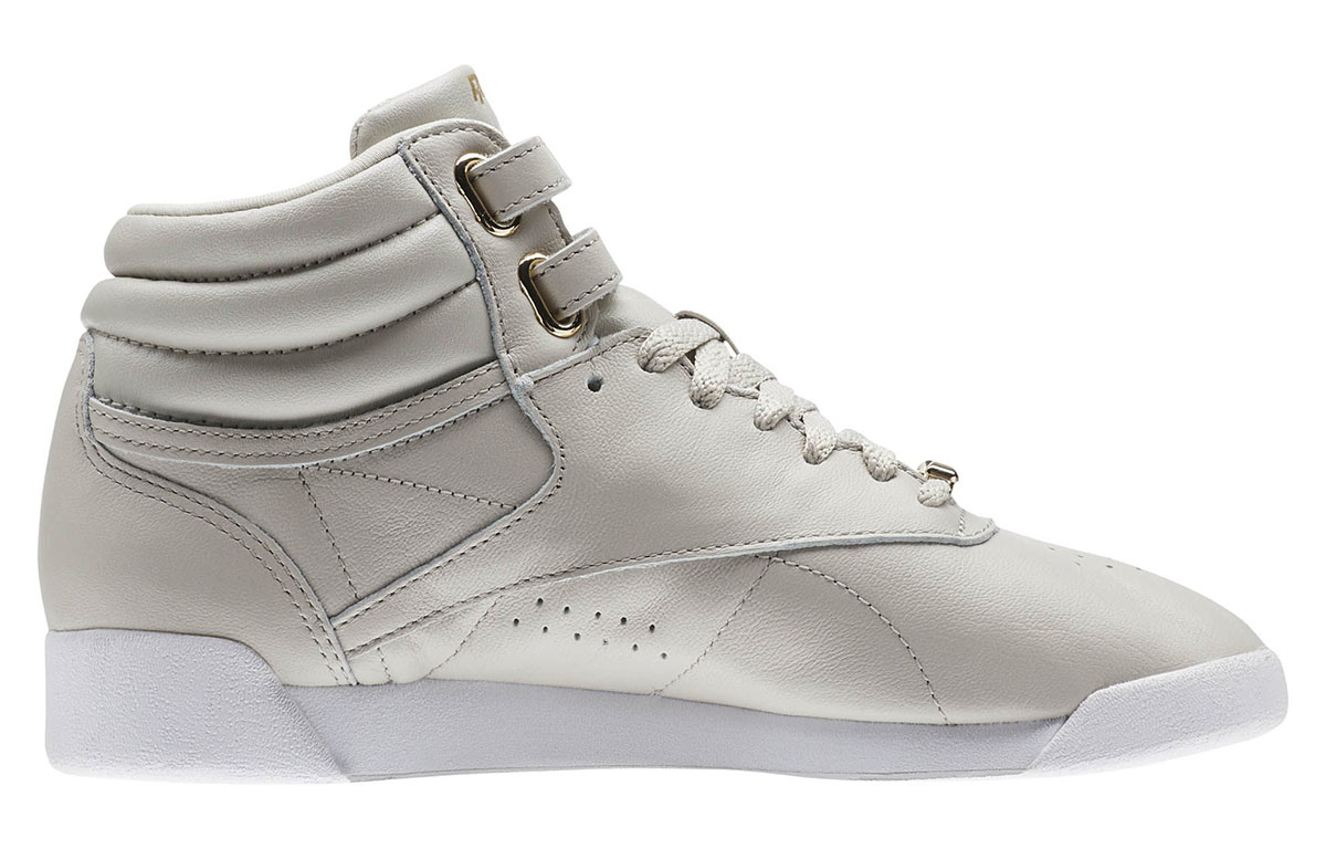 Order (W) Reebok Freestyle Hi Atténué ''Sandstone'' CN1496