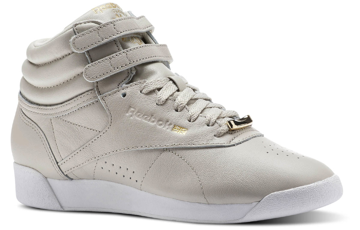 Lookbook (W) Reebok Freestyle Hi Atténué ''Sandstone'' CN1496