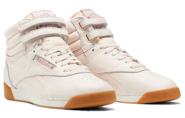 Lookbook (W) Reebok Freestyle High "40e Anniversaire - Rose Pâle Gum" GW5355