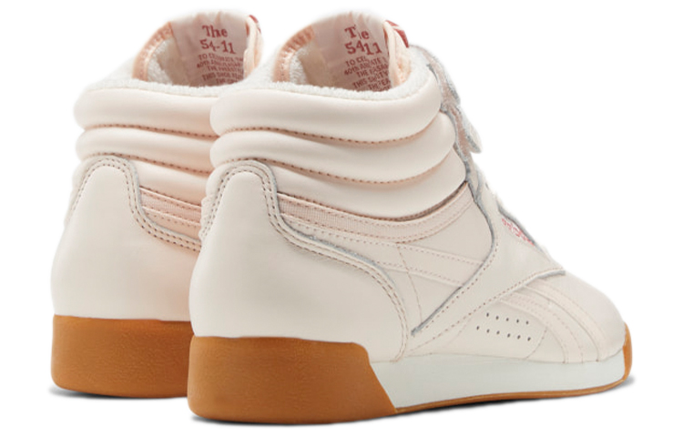 Shop (W) Reebok Freestyle High "40e Anniversaire - Rose Pâle Gum" GW5355