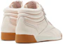 Shop (W) Reebok Freestyle High "40e Anniversaire - Rose Pâle Gum" GW5355