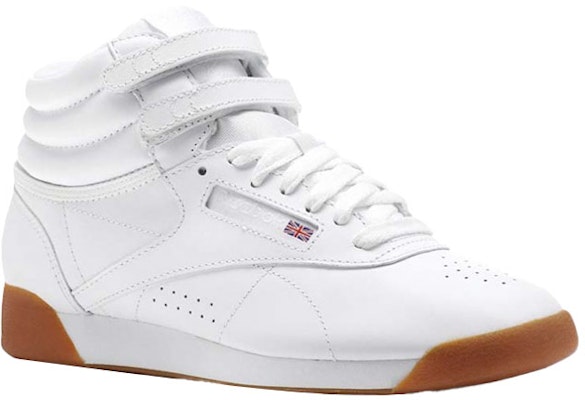 (W) Reebok Freestyle Tinggi 'Putih Gum' CN2392 Lookbook (W) Reebok Freestyle Tinggi 'Putih Gum' CN2392