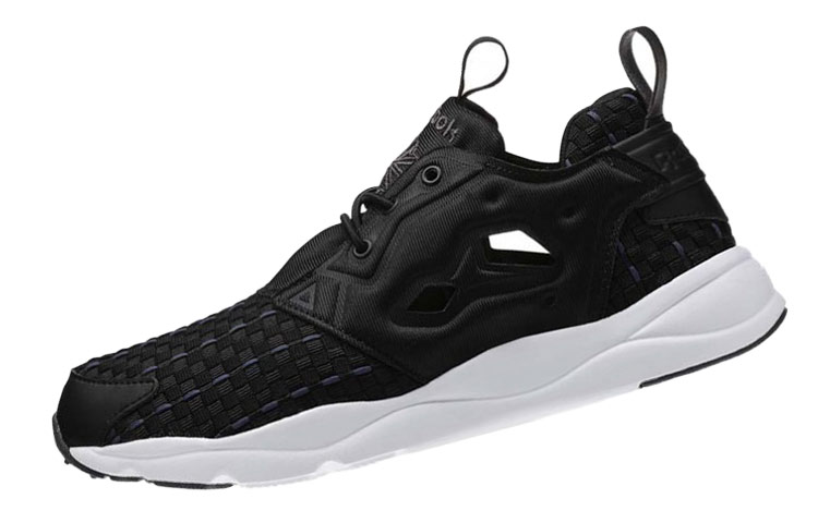 Lookbook (W) Reebok Furylite New Woven 'Hitam' V70798