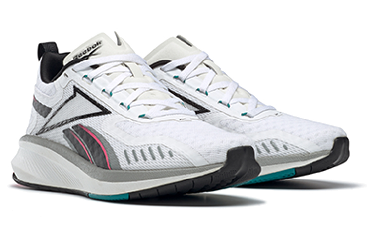 Lookbook (W) 리복 퓨지엄 런 20 화이트 (Reebok Pyujeom Leon 20 Hwaiteu) EH0367