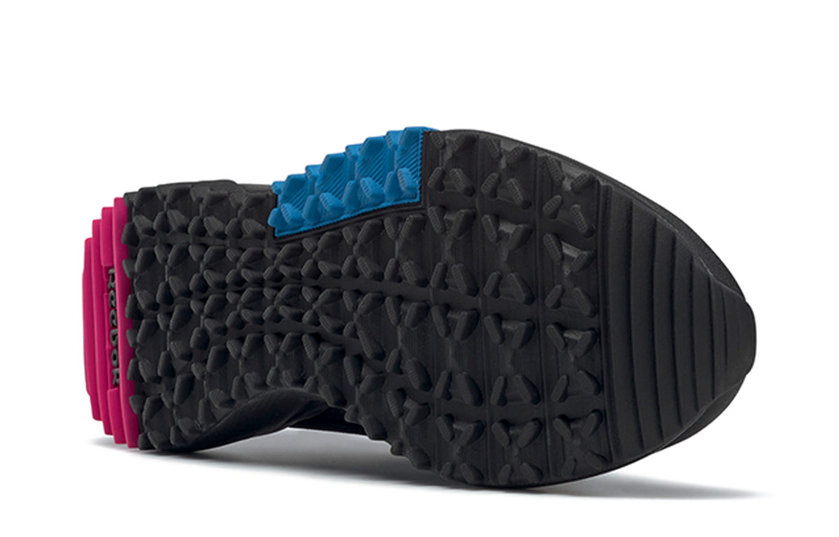 Details for (W) Reebok Lavante Terrain ''Horizon Noir'' FW7976