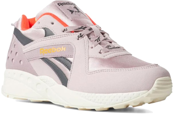 (W) Reebok Pyro 'Ungu Lilak' DV5873 Lookbook (W) Reebok Pyro 'Ungu Lilak' DV5873