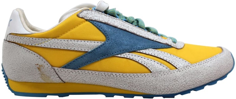 (W)  Reebok Retro Aztec